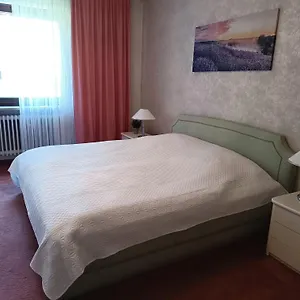  Privatunterkunft Mit Sonnenaufgang, Kuehlschrank, Ventilator Und Ruhiger Innenhof Obergeschoss Bei Koberstein